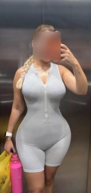 Tábata Manga Rosa. Vila Madalena e Atendo em Outras Regiões - Fone: (11) 99301-5378 12 Tábata Manga Rosa. Vila Madalena e Atendo em Outras Regiões - Fone: (11) 99301-5378